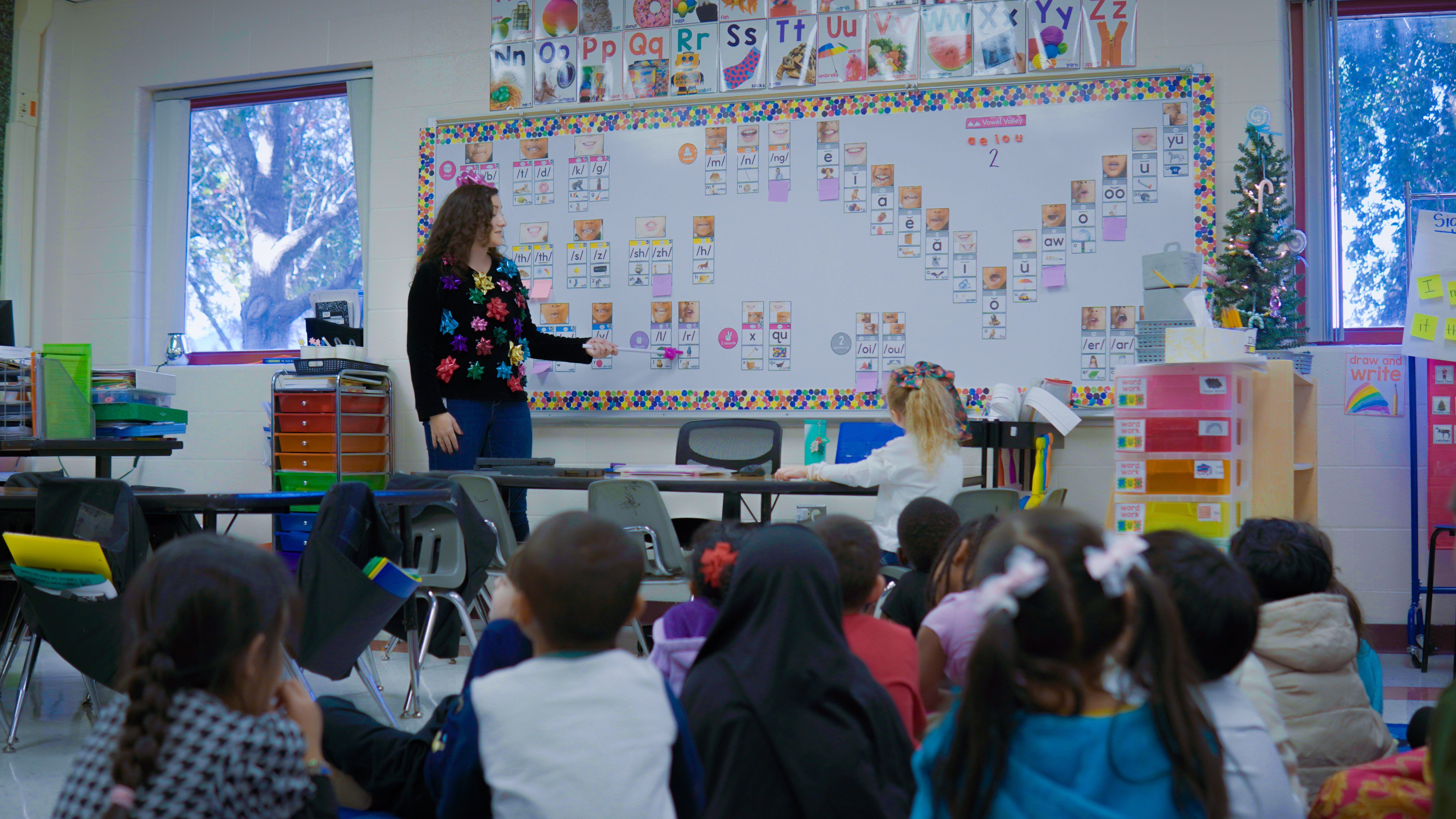 Our Kindergarten team lead, Ms. Garcia, leading her students through a lesson