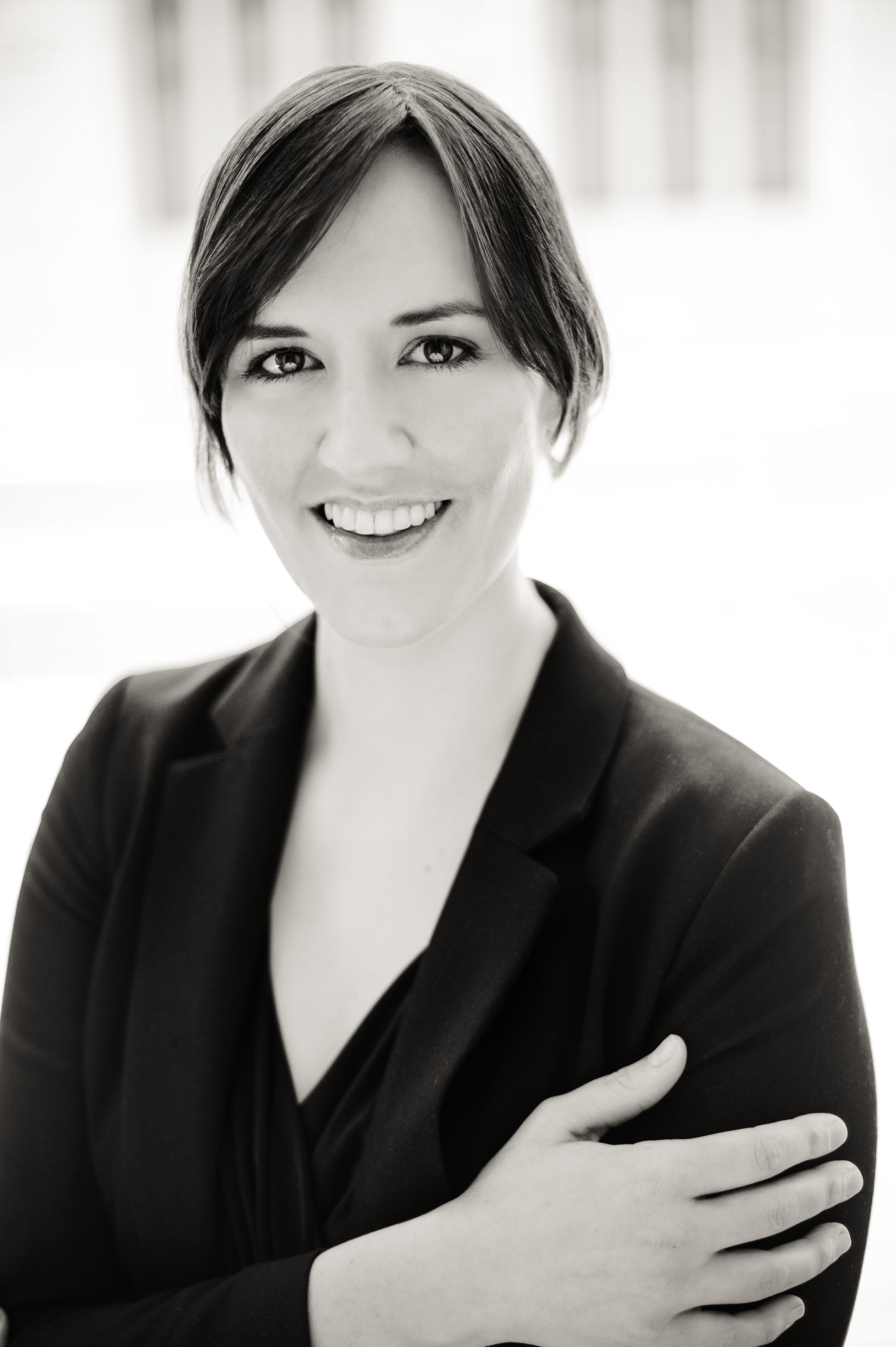 head shot of jordan librarian lauren hime