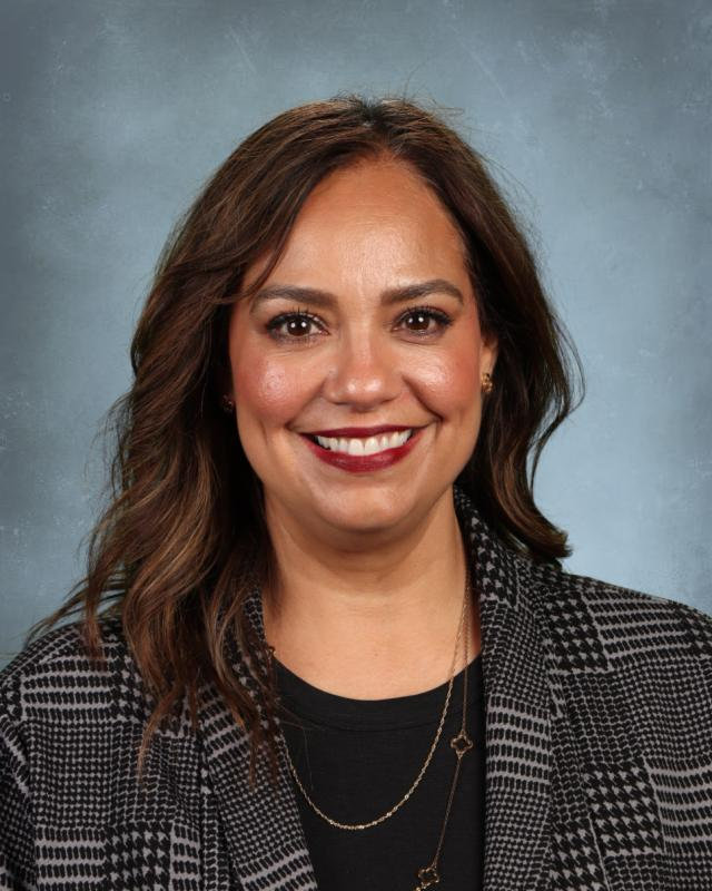 Yvette Lopez
