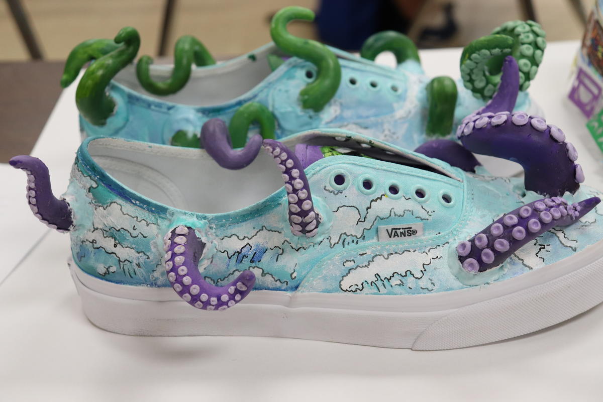 vans off the wall purple