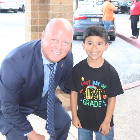 back to school pix with Dr. Craft at Locke Hill ES