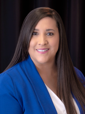 Portrait of Nicole Gomez, Associate Principal