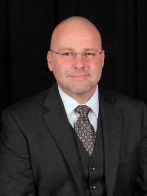 Portrait of principal Tod Kuenning