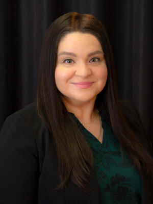  Veronica Poblano - Principal